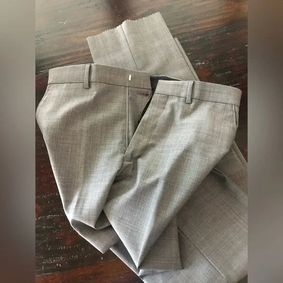 NWT Jos A Bank Gray Traveler Slim Fit Dress Pants Size 31R